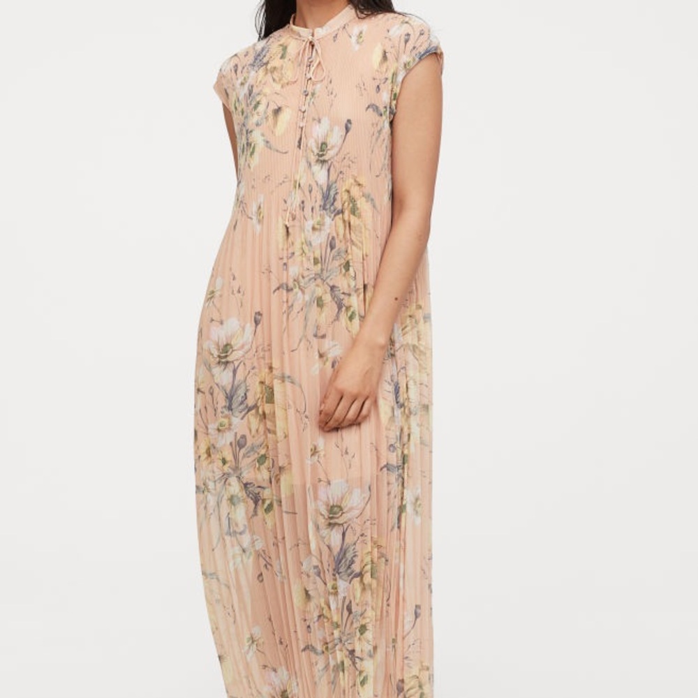 H&M Conscious pleated floral maxi dress